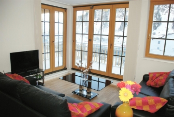 Luxury ski apartment with view to ski slopes