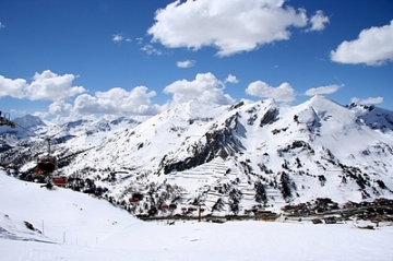 Obertauern surrounds